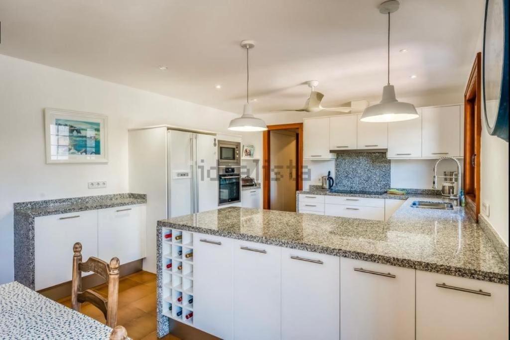 ס'אלגר La Calma Espectacular Villa Con Jardin Y Piscina En Menorca מראה חיצוני תמונה